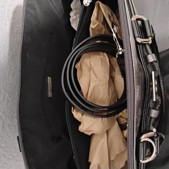 Gianni Bernini Crackled GunMetal Leather Hand/Crossbody Full Zip Around NWOT - Picture 3 of 11